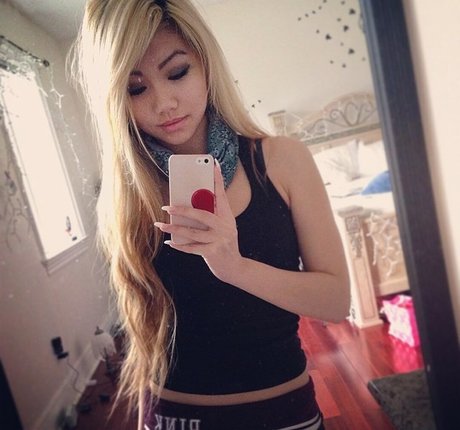 Wanderlustss model nice picture