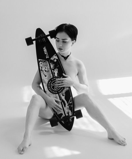 Anna Kotova nude model photos