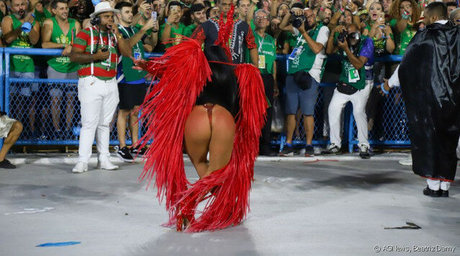 Paola Oliveira sexy pornstar pics