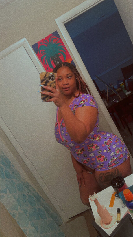 Sheedathestallion star erotic image