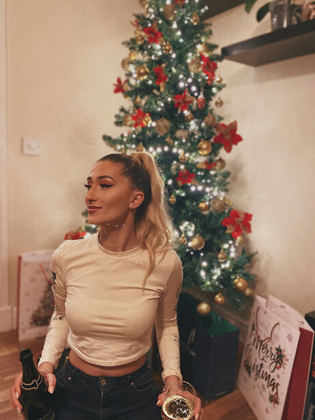 Baby Paula free pornstar pics