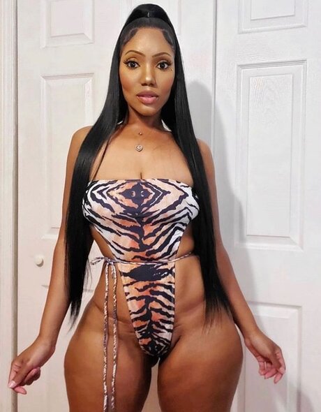 The Real Brickhouse hot actress picture