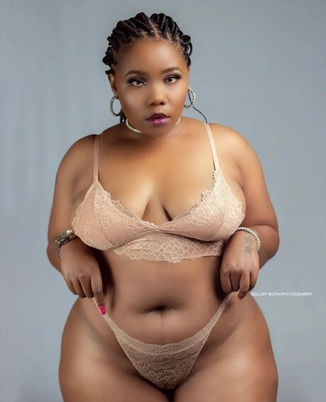 Sama Sensual_ art actress archive