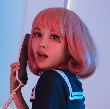 D MON model hot gallery