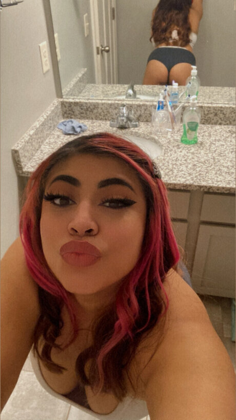 LilStonerSlvt art pornstar picture