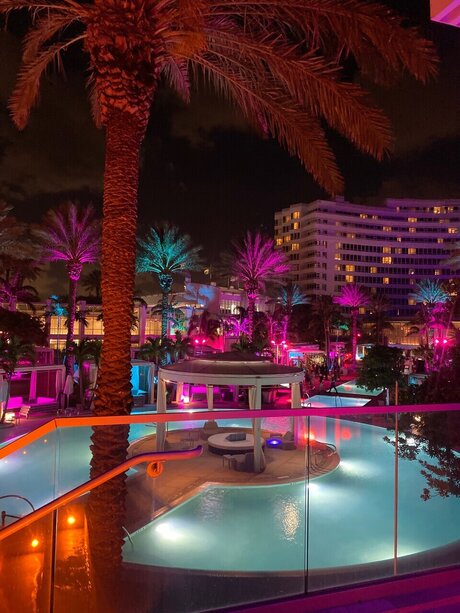 Cassandraxox pretty pornstar pics