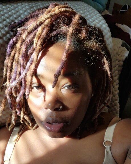 Chocolate latte naked model galleries