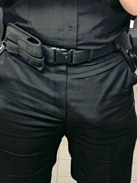 KYbigdickenergy model naked pic