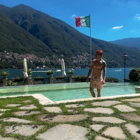 OnlyGains star hd picture