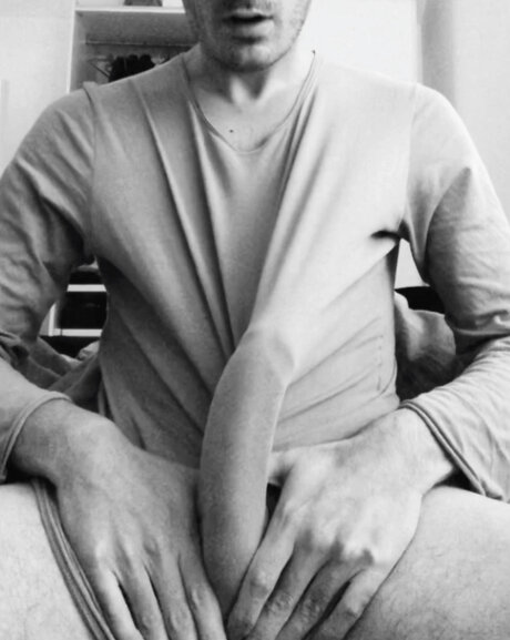 Hotguyturin actress photo