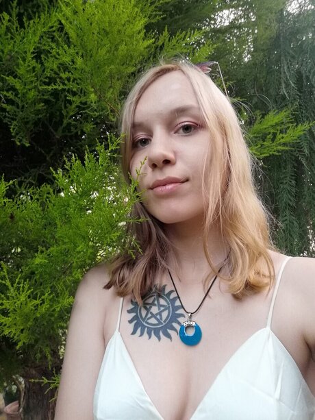 EvaT pornstar adult pic