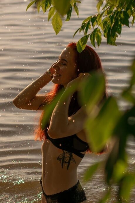 Laska naked model pic