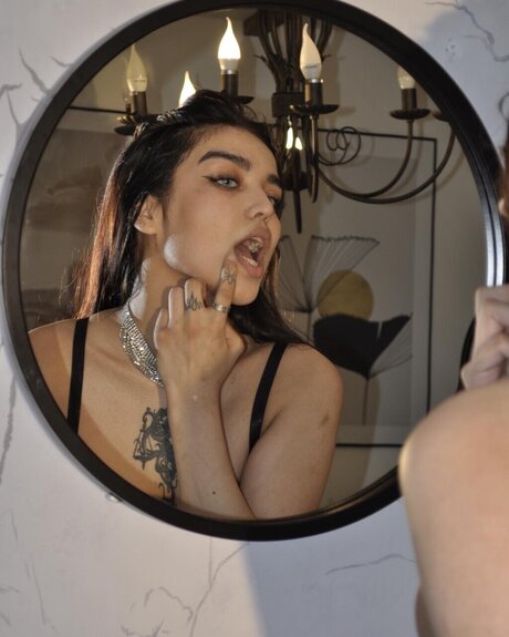 kiskiller pornographic star picture