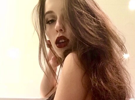 Donna Paulson hd actress images