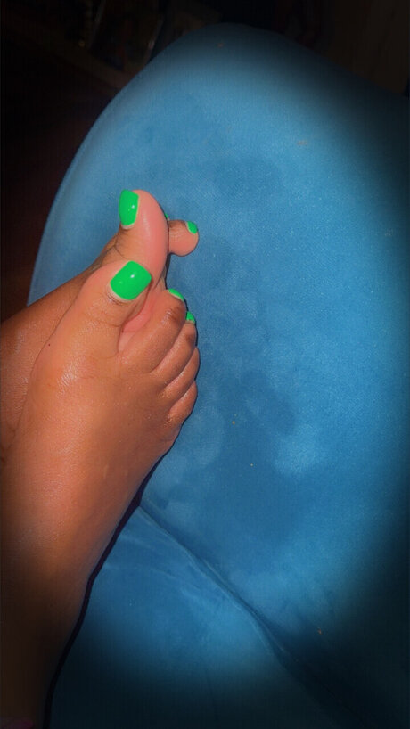 Nicky G model naked pics