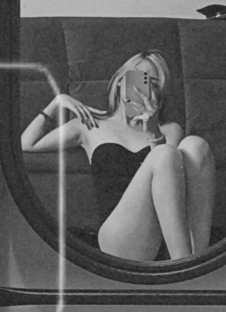 Hazel Moon pornstar pretty photos