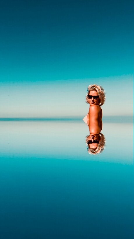 V the Naked Yogi star adult picture