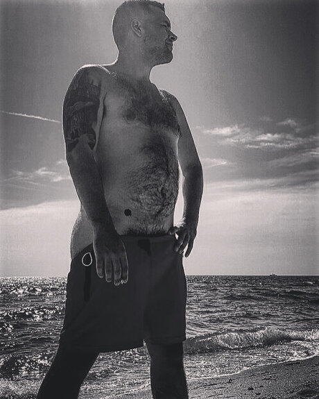 u1971314 naked actress picture