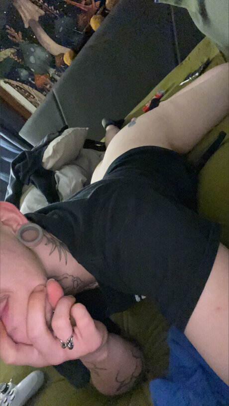 Trans boi top star image