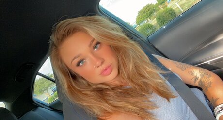 Scarlett Davina best model pics