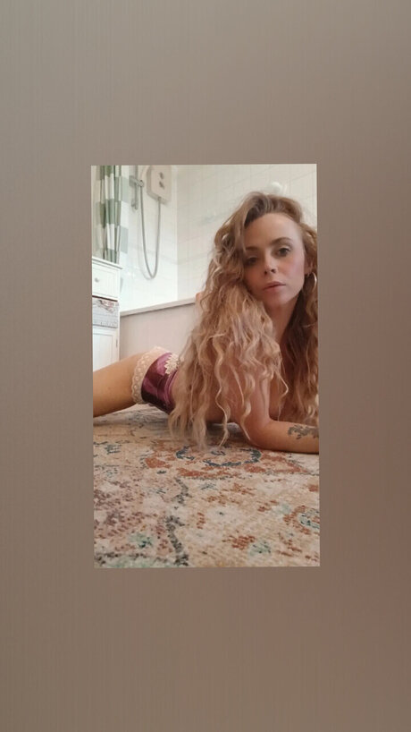 Yourpixiedream model perfect pic