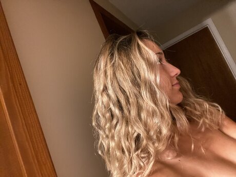 mtvh star naked picture