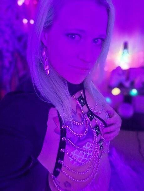 LKs world pornstar high quality pic