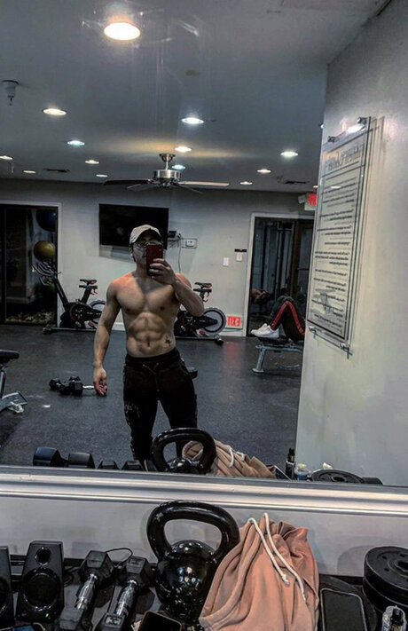 SimpinSauce model nudes img