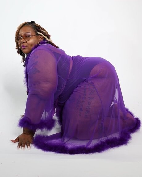 ThickGoddess star adult images