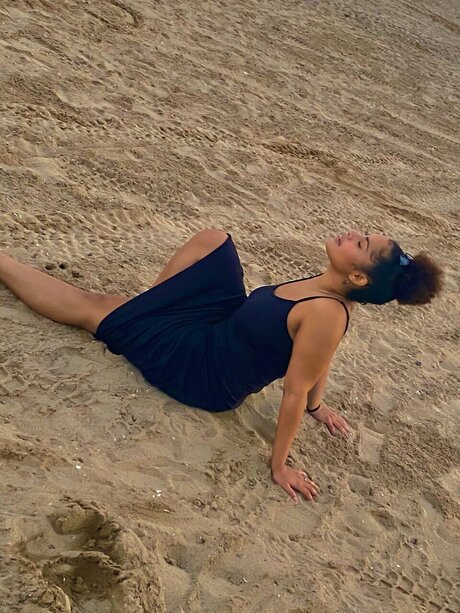 Lorri beautiful actress pic