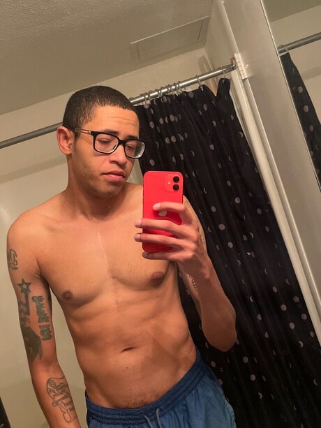 Yumyulack star exclusive pics