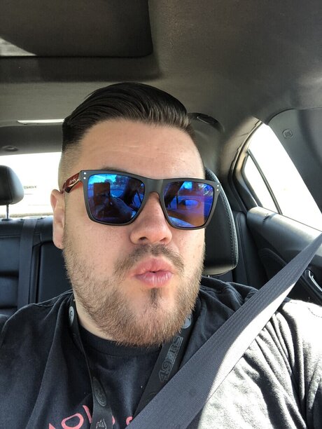 Michael Simeon nice model gallery