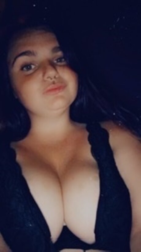 Cheyeanne Faelynn nice pornstar photo