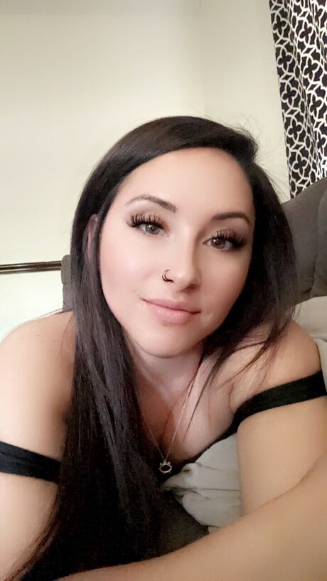 ONLY MEY VIP nude actress pics