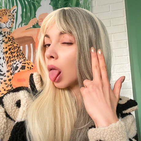 Alice Growley New Year New_ sexy star image