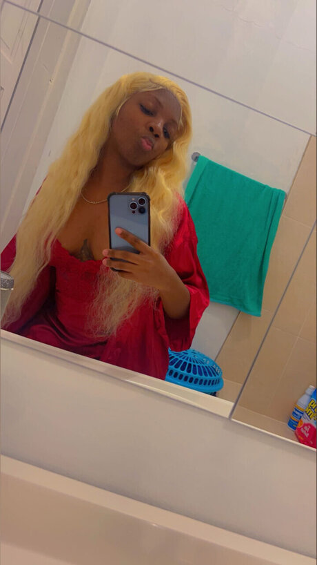 Trackstarr sex pornstar photo