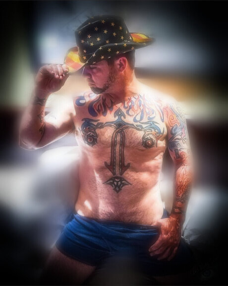 Trevor Traven model nudes pic