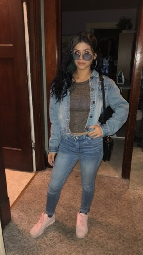 Liliana Schiavone hd pornstar img