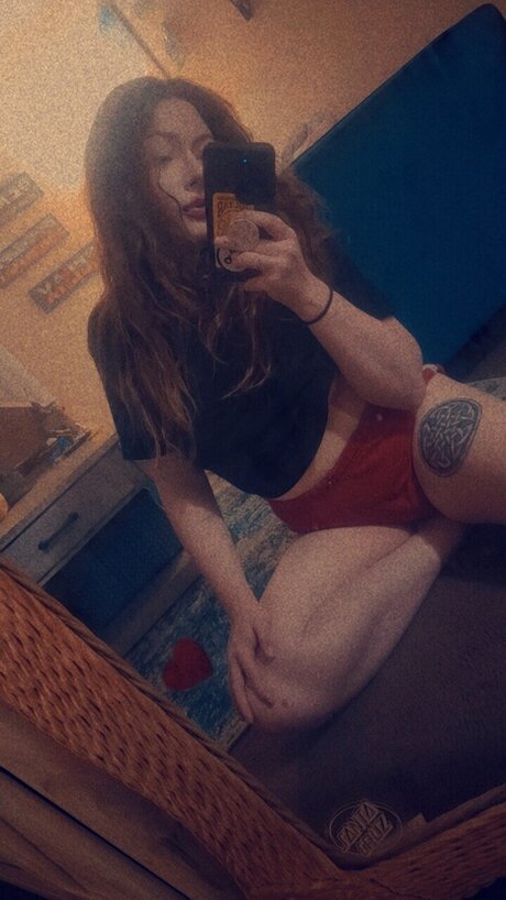 Baby Infidel porn model pics