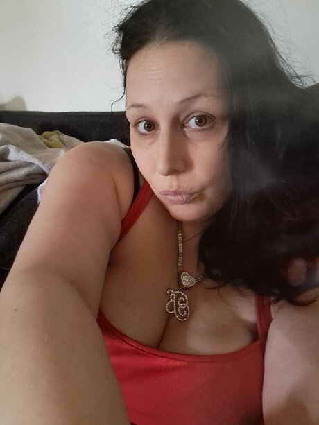 SEXYCHiChi model pretty pics