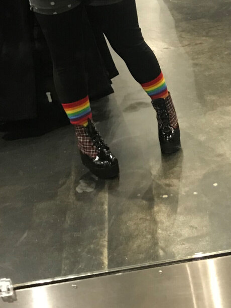 Feet Pic Provider art actress images