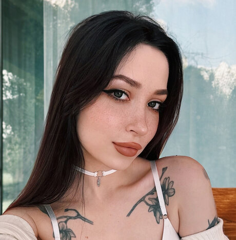 Shameless hot pornstar pictures