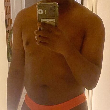 Bleu adult model pics