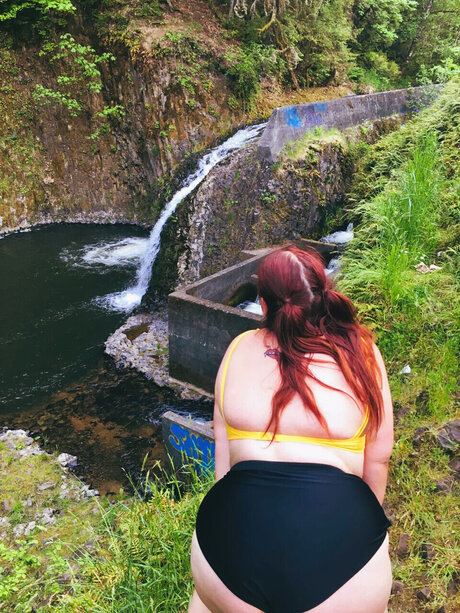 Spookikoosh free pornstar archive