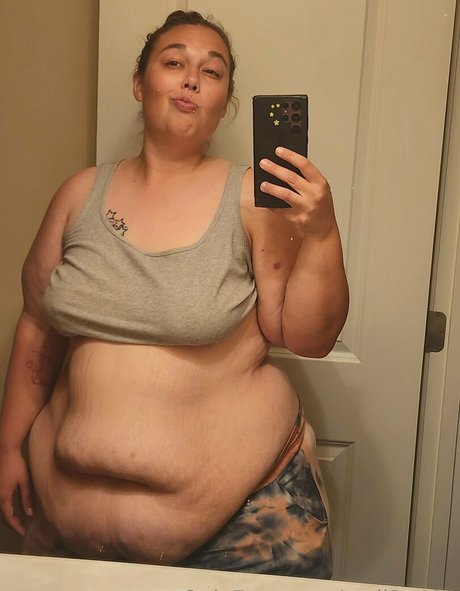 smil3y420 adult actress picture