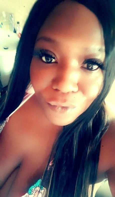 cutiecc pornographic model image