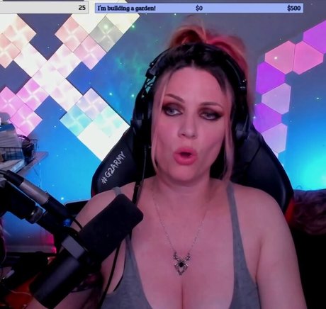 scxrlet64 sex actress photos