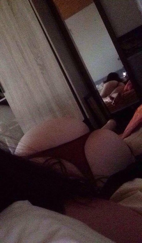 Krolkmi model naked galleries