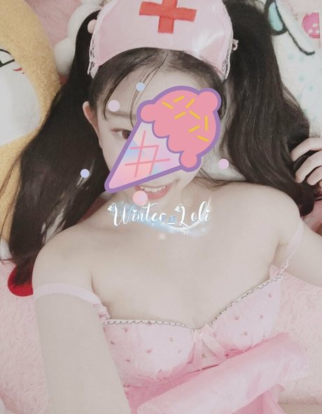 winter lolly model perfect pics