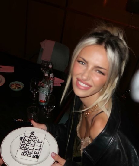 Delilah Belle Hamlin star pornographic pictures